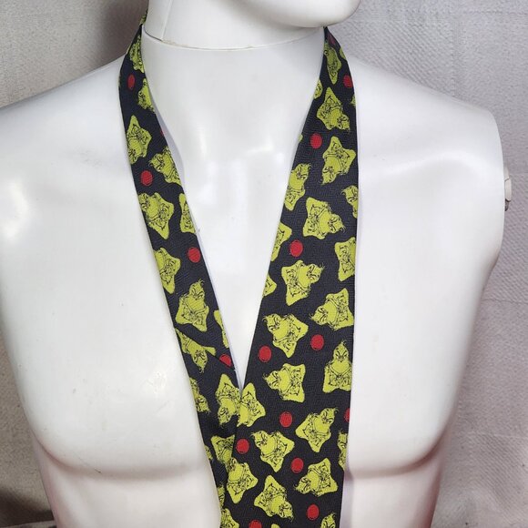 Dr. Seuss Brand Black Poly Green Grinch Crossing Arms and Red Bulbs Holiday Tie - Picture 4 of 16